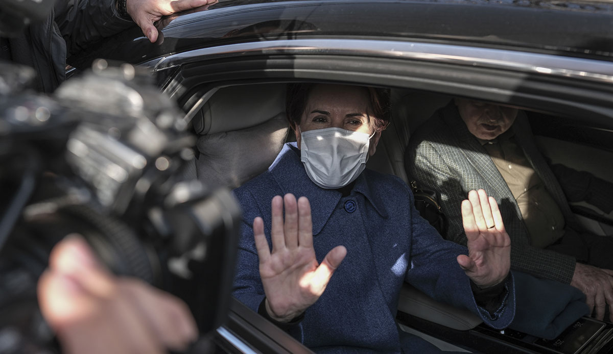 İYİ Parti Genel Başkanı Meral Akşener taburcu oldu