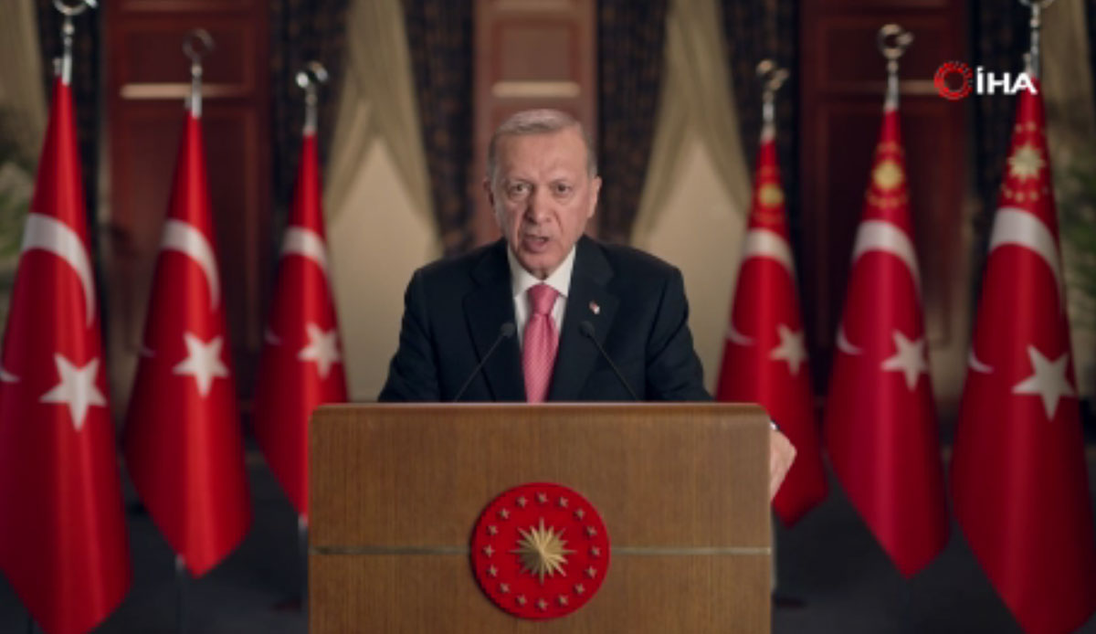 Cumhurbaşkanı Erdoğan, THY Yönetici Zirvesi'ne video mesaj gönderdi