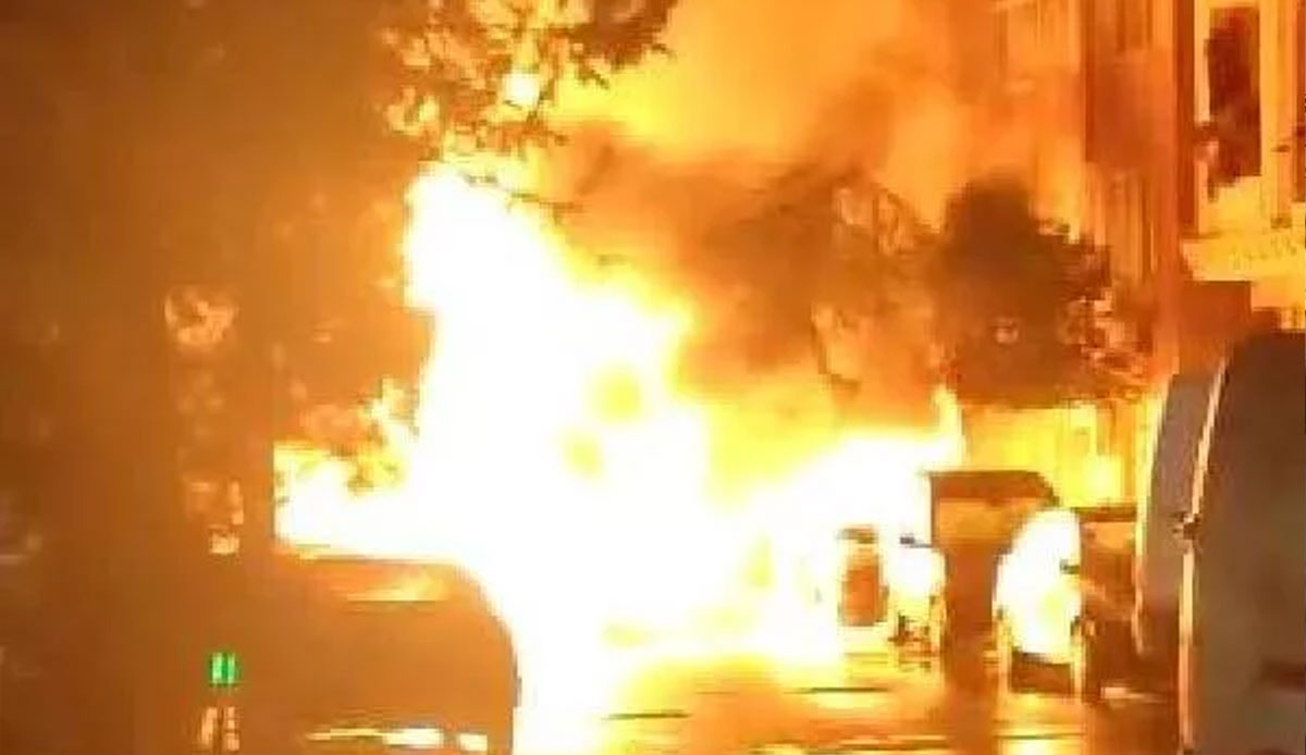 Zeytinburnu'nda doğalgaz borusu patladı: Çok sayıda ekip sevk edildi