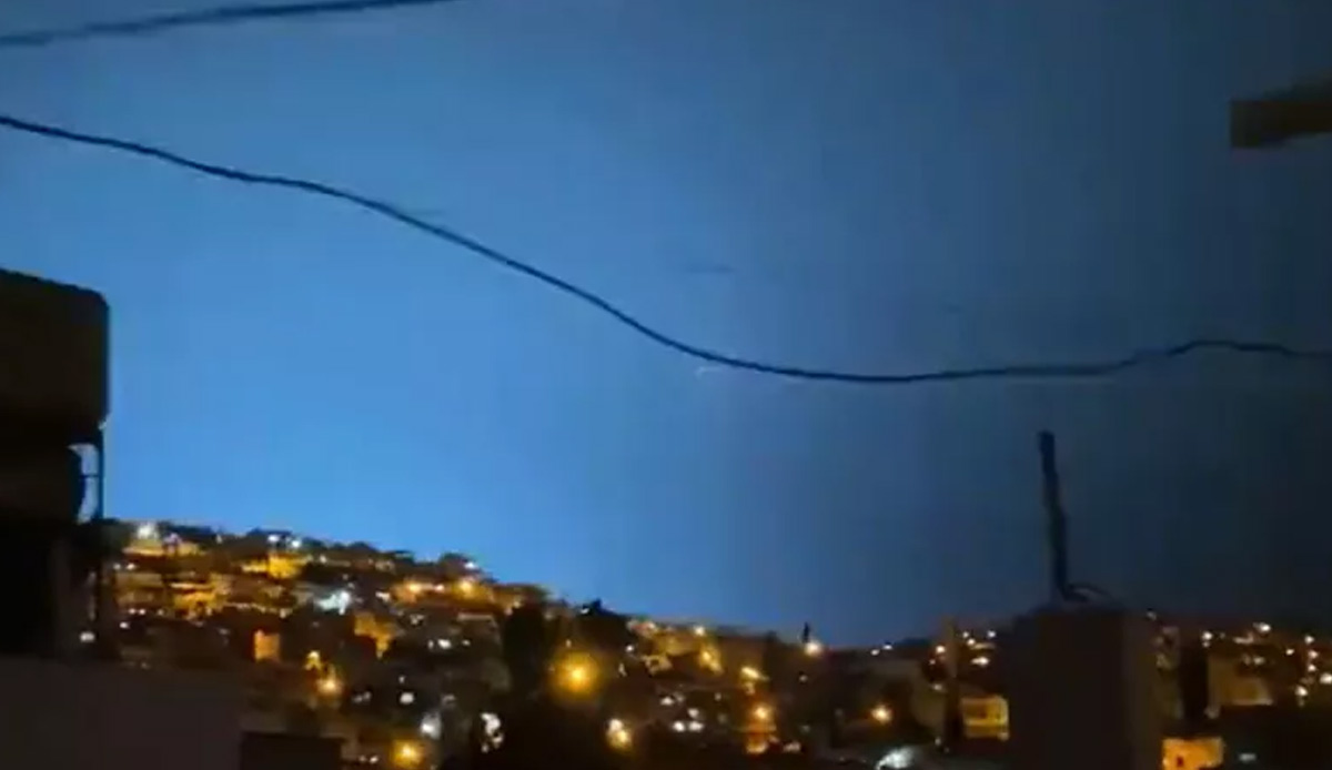 Depremden hemen önce gökyüzünde mavi ışık görüldü! NASA yetkilisi sebebini açıkladı…