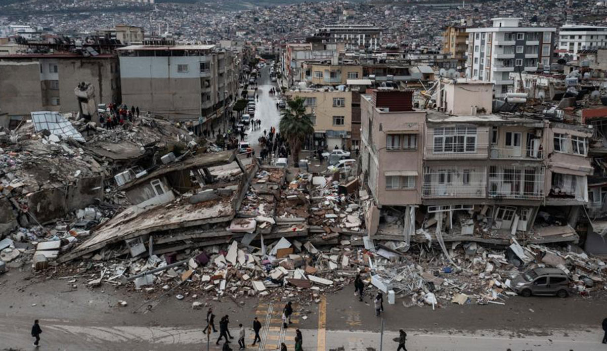 Hatay’daki yıkımı gözler önüne seren görüntü