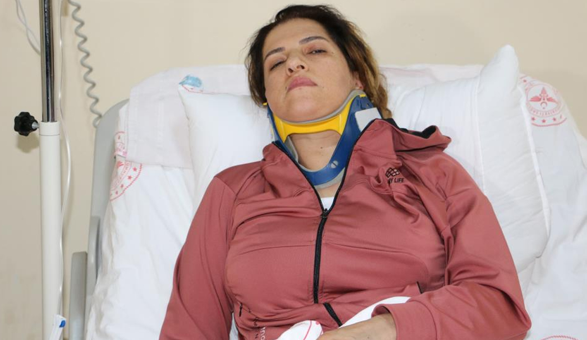 Depremden sağ çıkan kadın o anları anlattı: Bir de baktım deliğin içindeyiz