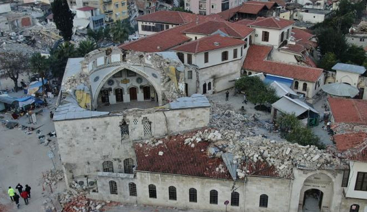 Anadolu’nun bilinen ilk camilerindendi… 14 asırlık ibadethane depremde yıkıldı!