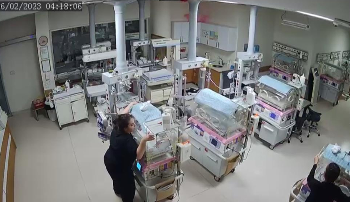 Yenidoğan bakım ünitesinde deprem paniği kamerada! Hemşireler canlarını hiçe saydı