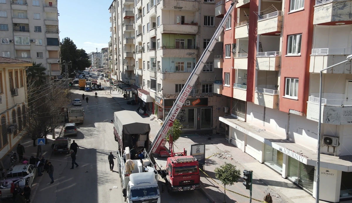 Osmaniye’de deprem göçü başladı... Eşyasını alan şehri terk ediyor