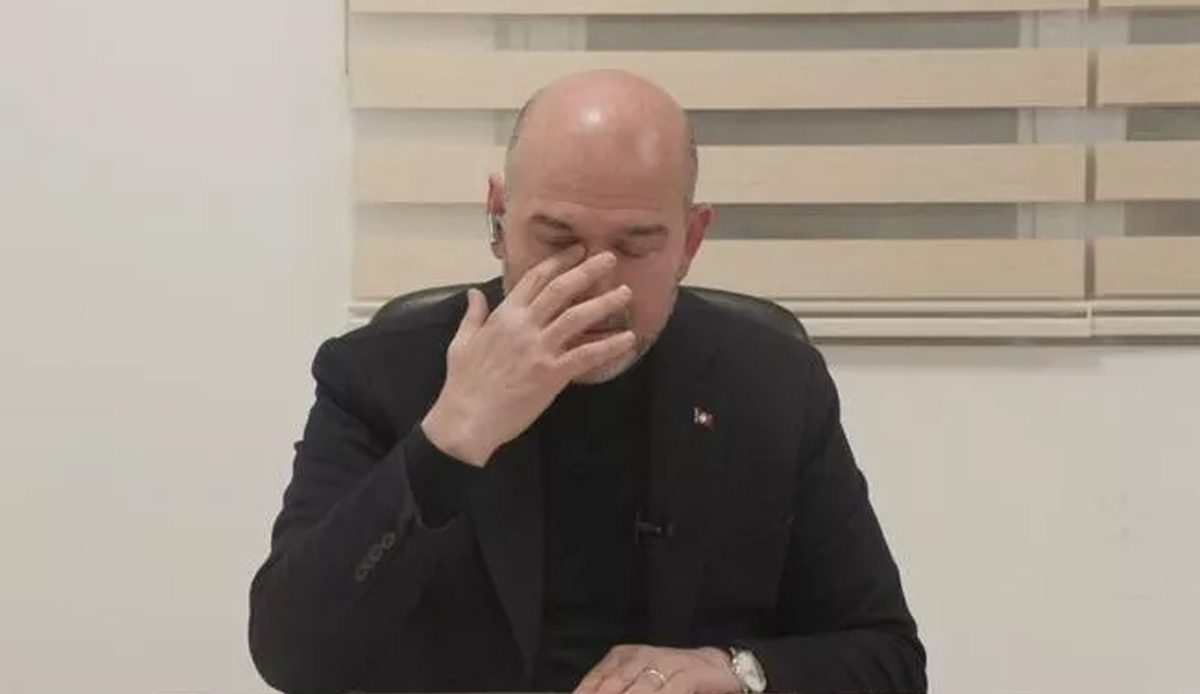 Bakan Soylu deprem bölgesinde son durumu gözyaşları içinde paylaştı