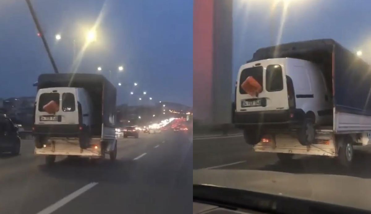 İstanbul Boğazı'nda şaşırtan anlar: Kamyonetin kasasına araç taşıdı
