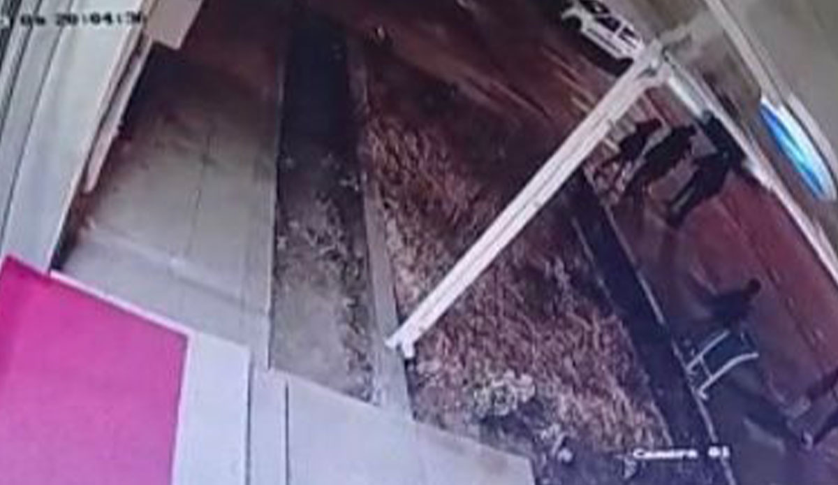 Kayseri’deki deprem vatandaşları sokağa döktü
