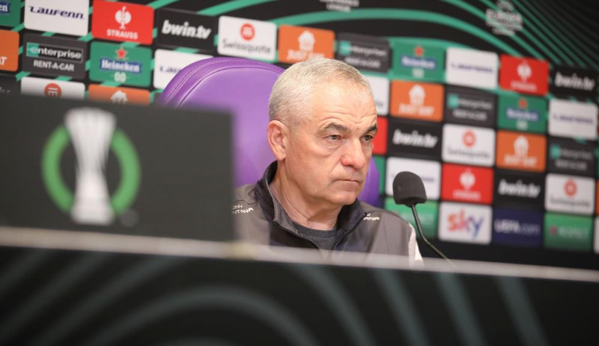 Rıza Çalımbay'dan İtalyan gazetecinin "Fiorentina'dan korkuyor musunuz" sorusuna anlamlı cevap