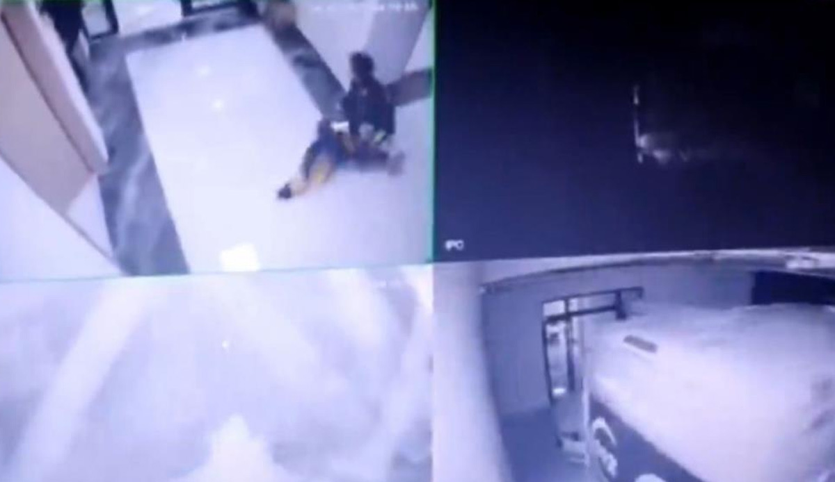 Hatay'da depremin şiddetini gösteren yeni görüntü: İnsanlar yere düştü, ambulans beşik gibi sallandı