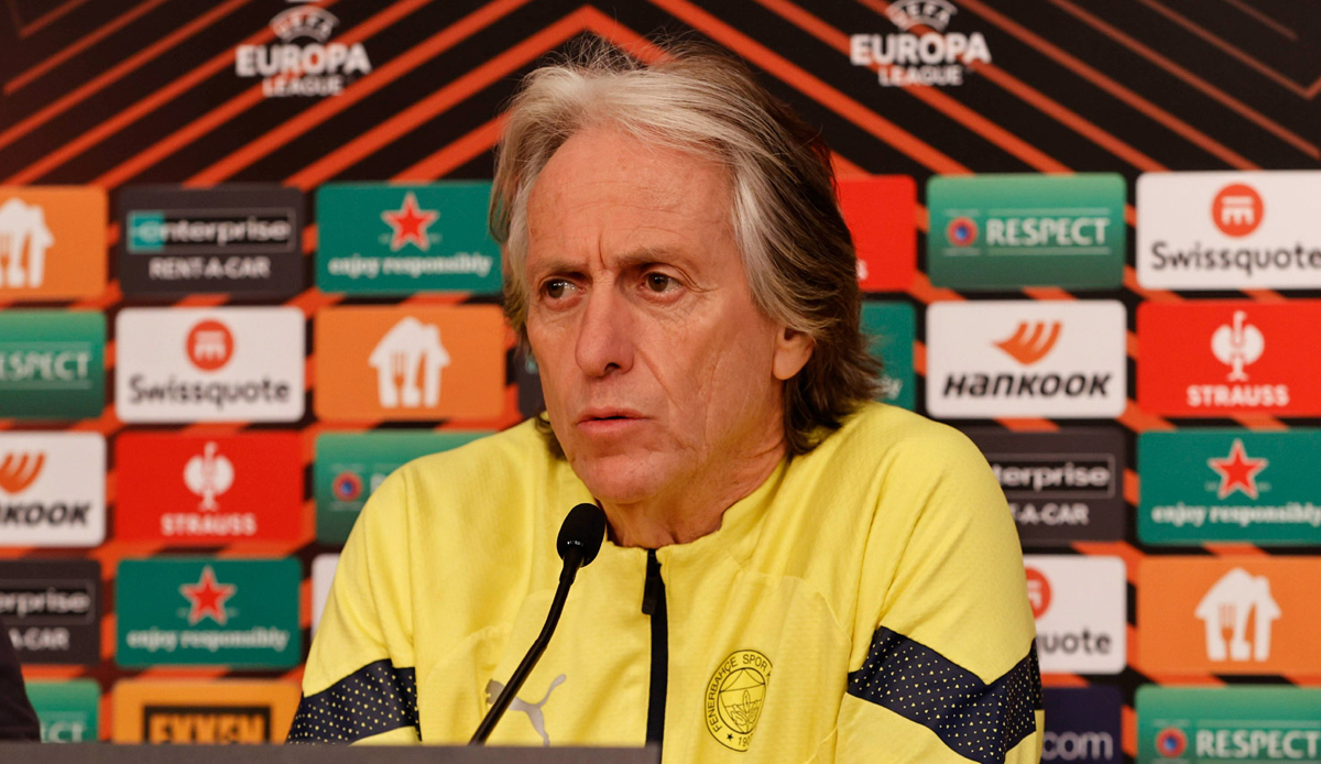 Jorge Jesus'tan Fenerbahçe-Sevilla maçı öncesi ayrılık açıklaması