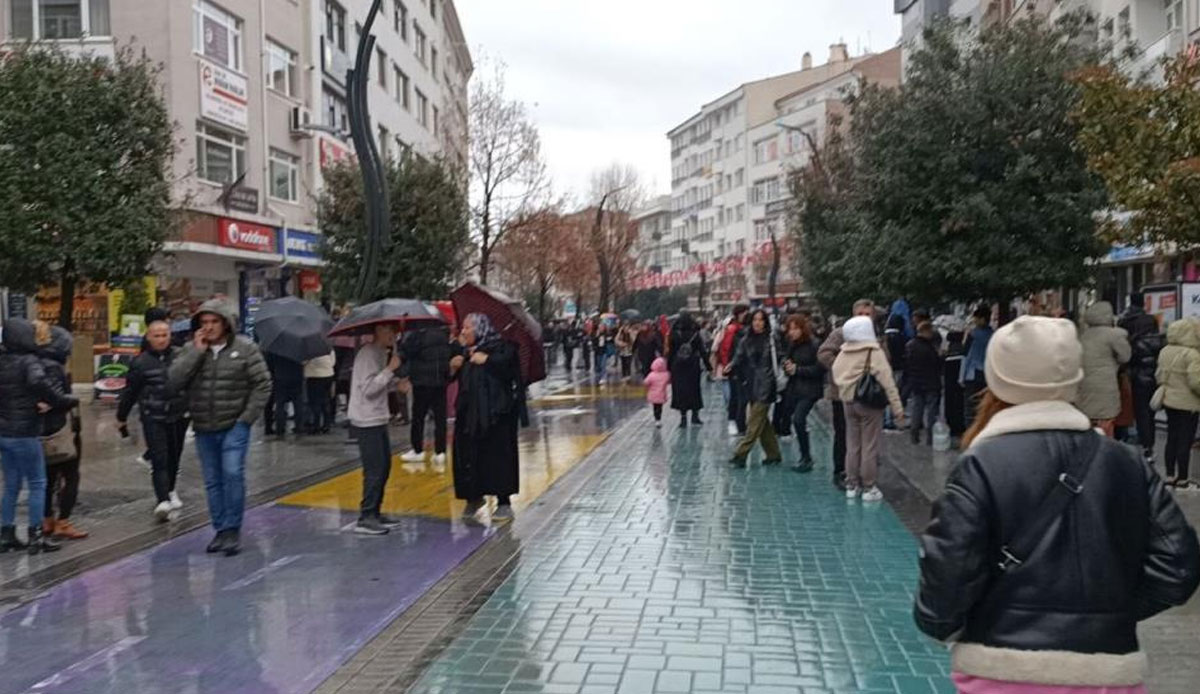 Bolu'da korkutan deprem: İstanbul'da da hissedildi