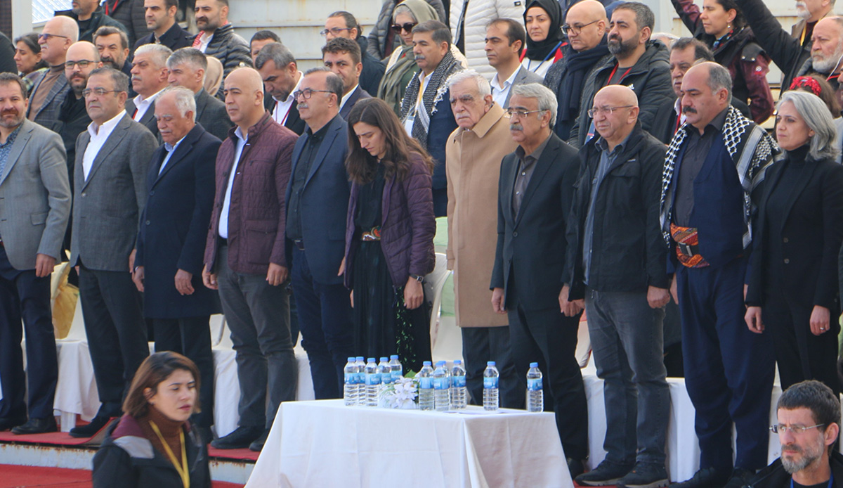 HDP'li Ahmet Türk terörist elebaşına özgürlük istedi