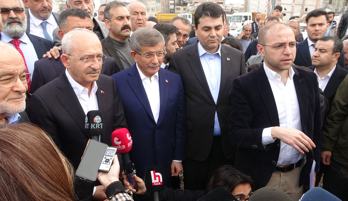 Malatya’da Millet İttifakı’na sert tepki: Teröristlerle işbirliği yapan burada gezemez