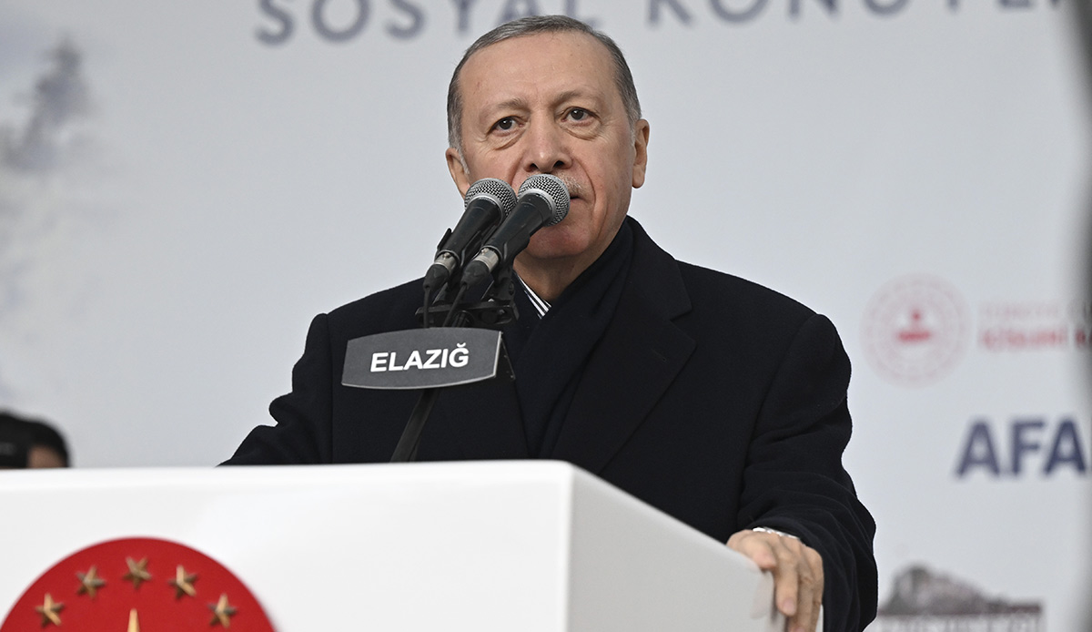 Cumhurbaşkanı Erdoğan Elazığ’da depremzedelerle iftarda buluştu