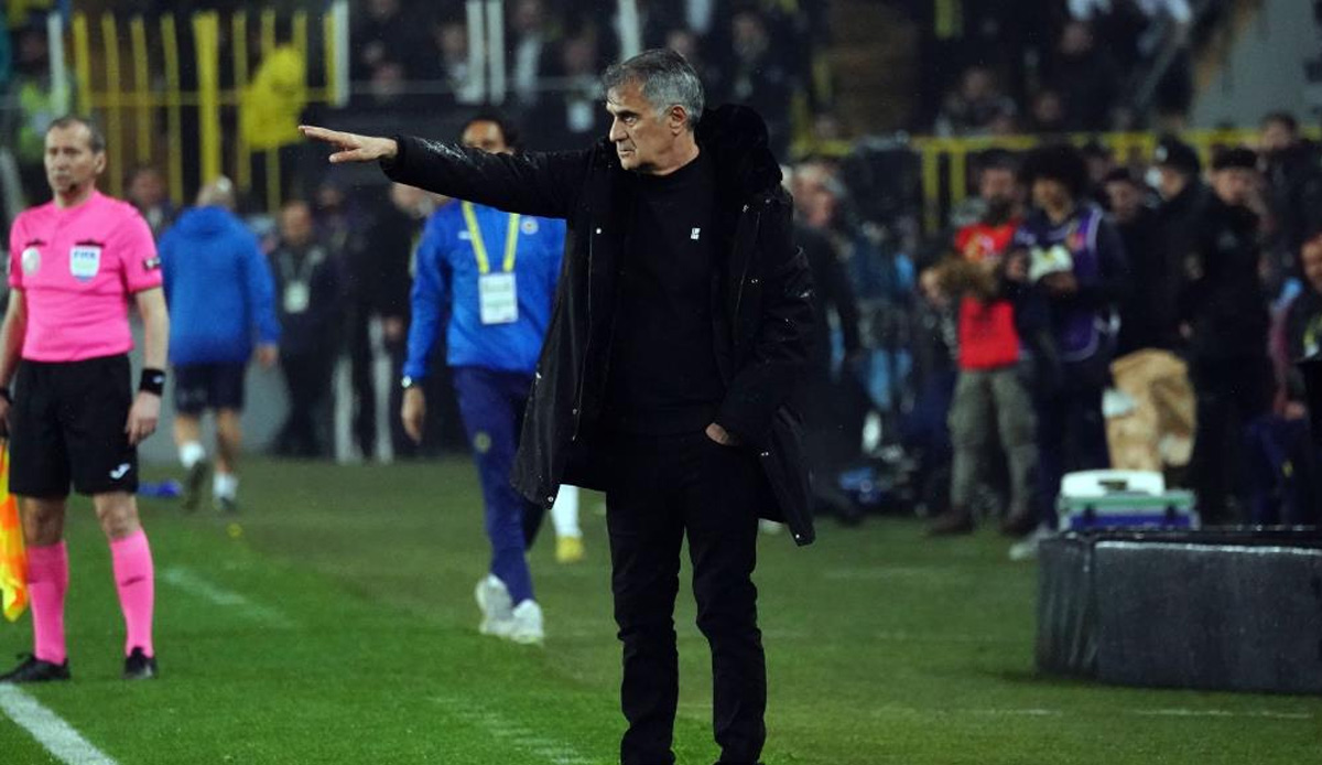 Beşiktaş derbiyi kazandı gözler TFF'ye çevrildi! Şenol Güneş: Ben bunu çöpe atarım