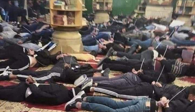 Mescid-i Aksa'ya girmeye çalışan askerlere gençlerden barikat