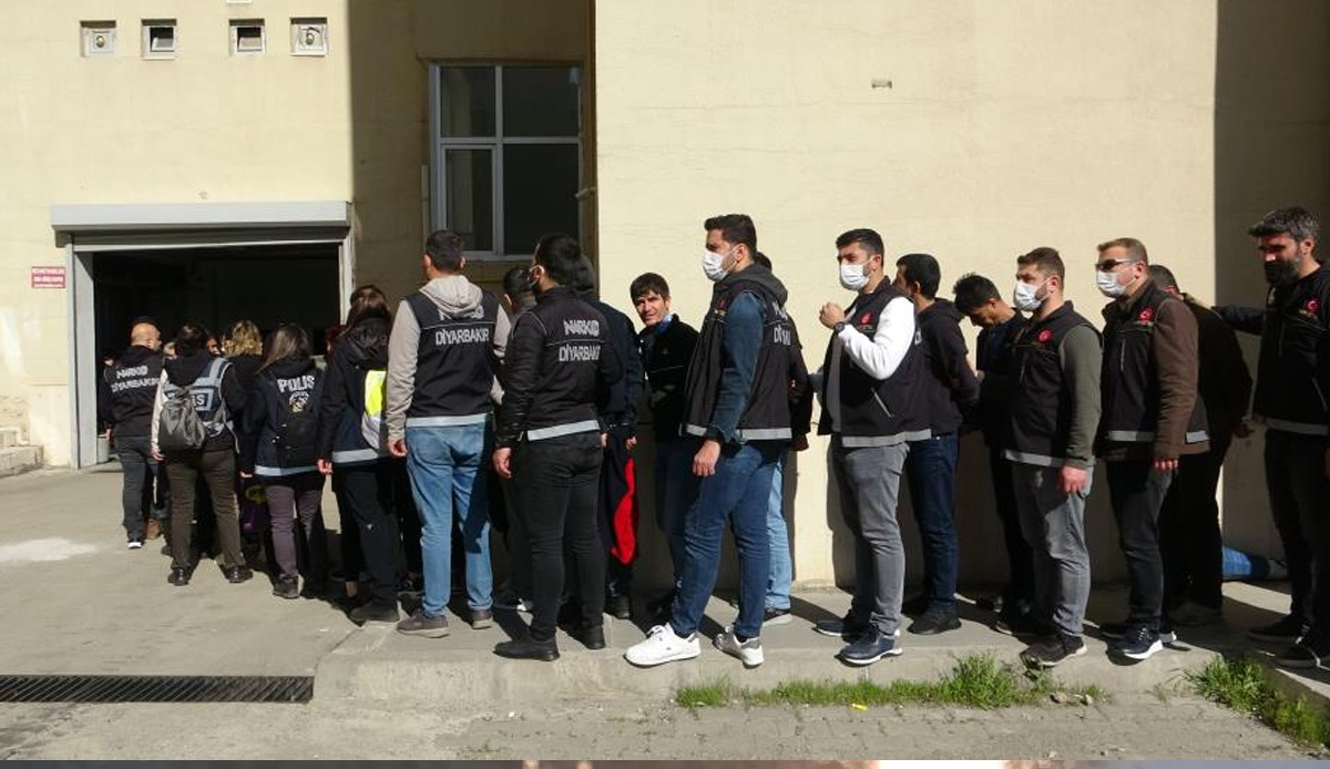 Diyarbakır’da Kökünü Kurutma Operasyonu: 133 tutuklama