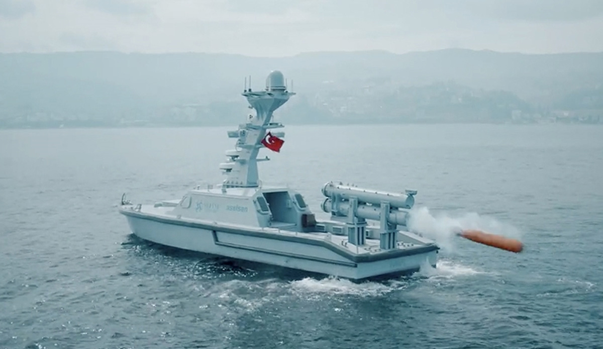 SSB Başkanı nefes kesen görüntüleri yayınladı... İnsansız deniz aracı MİRA İDA'dan torpido atışı!
