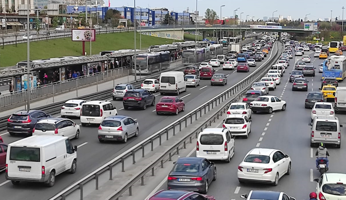 İstanbul'da bayram trafiği: Yoğunluk yüzde 70'e çıktı