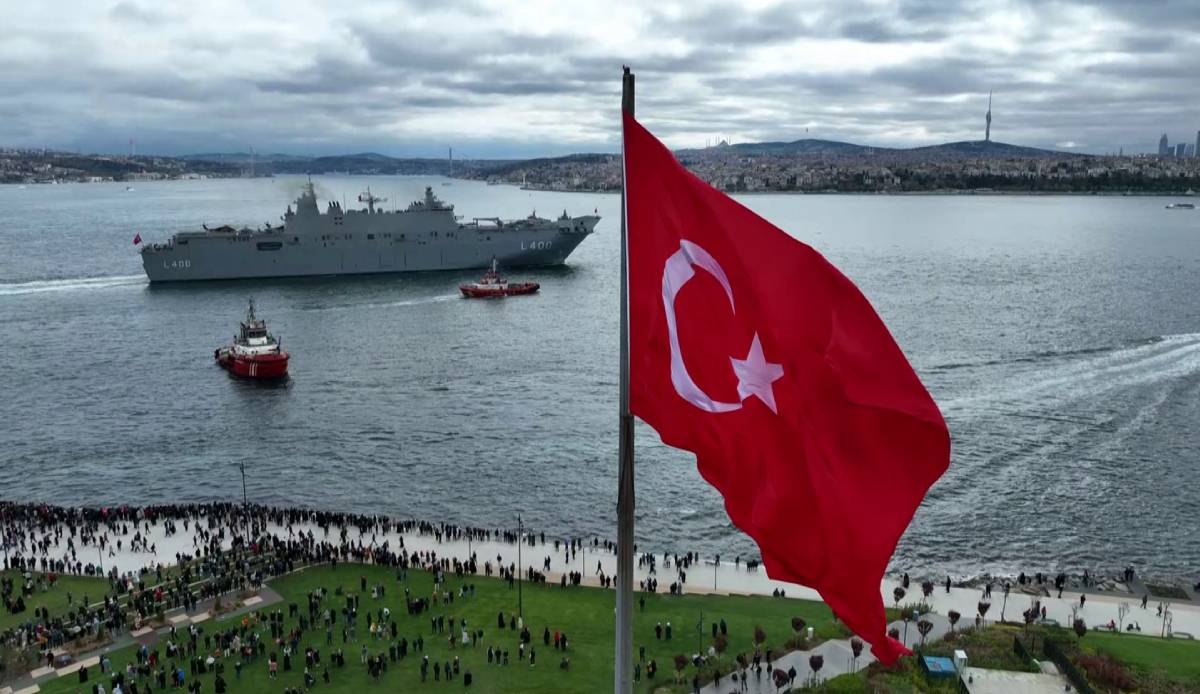TCG Anadolu, İstanbul'dan ayrılıyor! Yeni rotası belli oldu