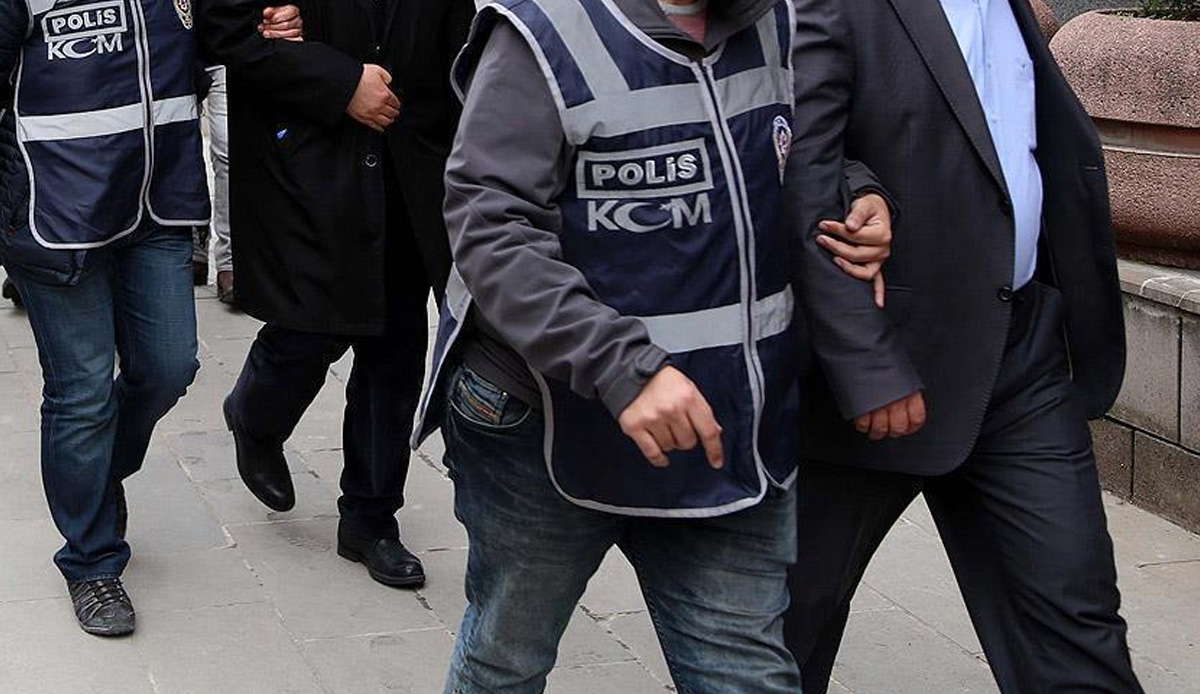 İstanbul’da FETÖ’nün Hazine ve Maliye Bakanlığı yapılanmasına operasyon: 7 şüpheli yakalandı