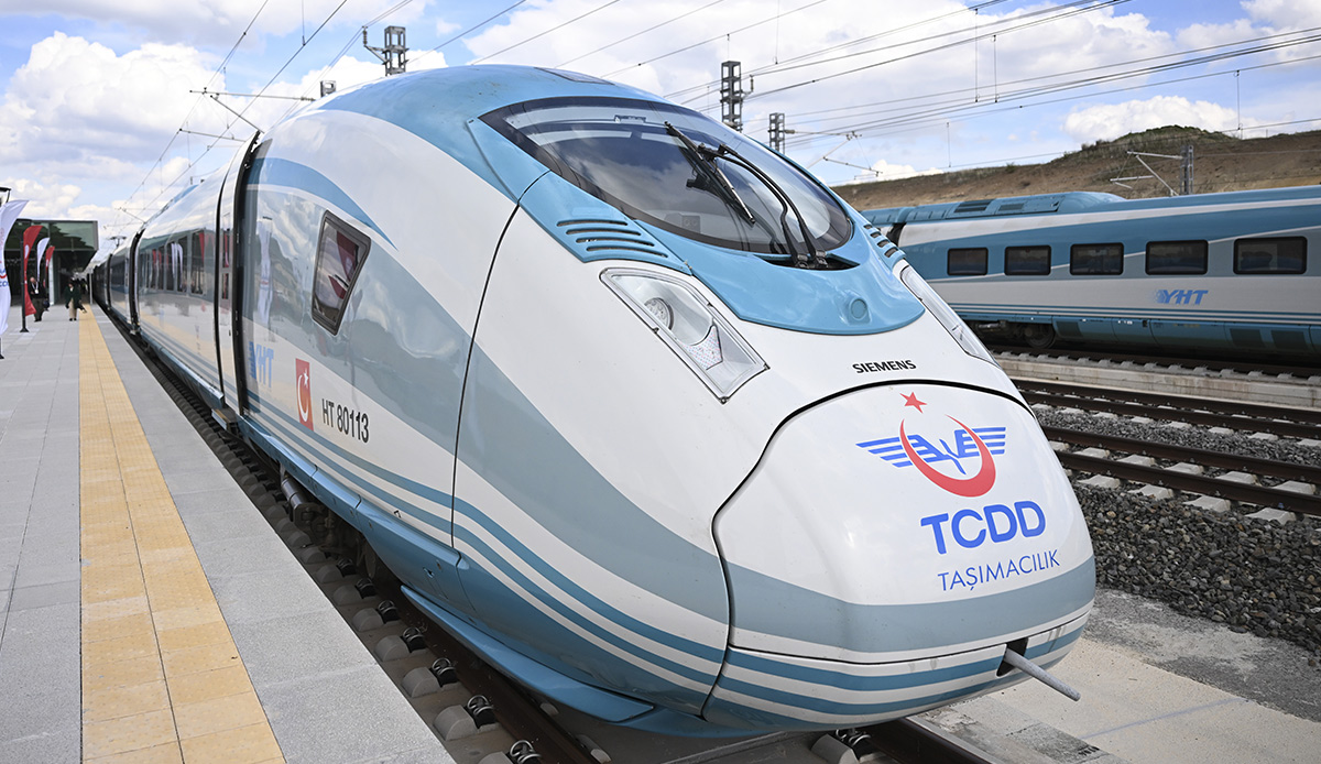 Ankara-Sivas Hızlı Tren Hattı'nın 2 saatlik yolculuğu 2 dakikaya sığdırıldı