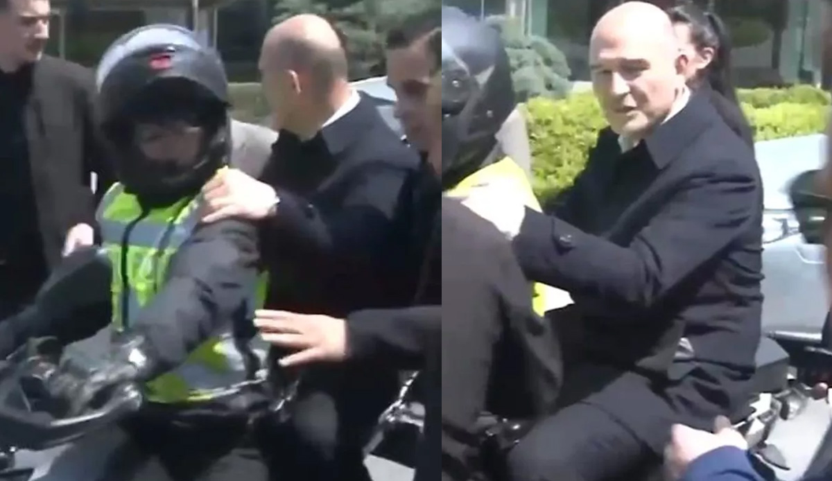 Bakan Soylu geç kaldığı mitinge motosikletle gitti
