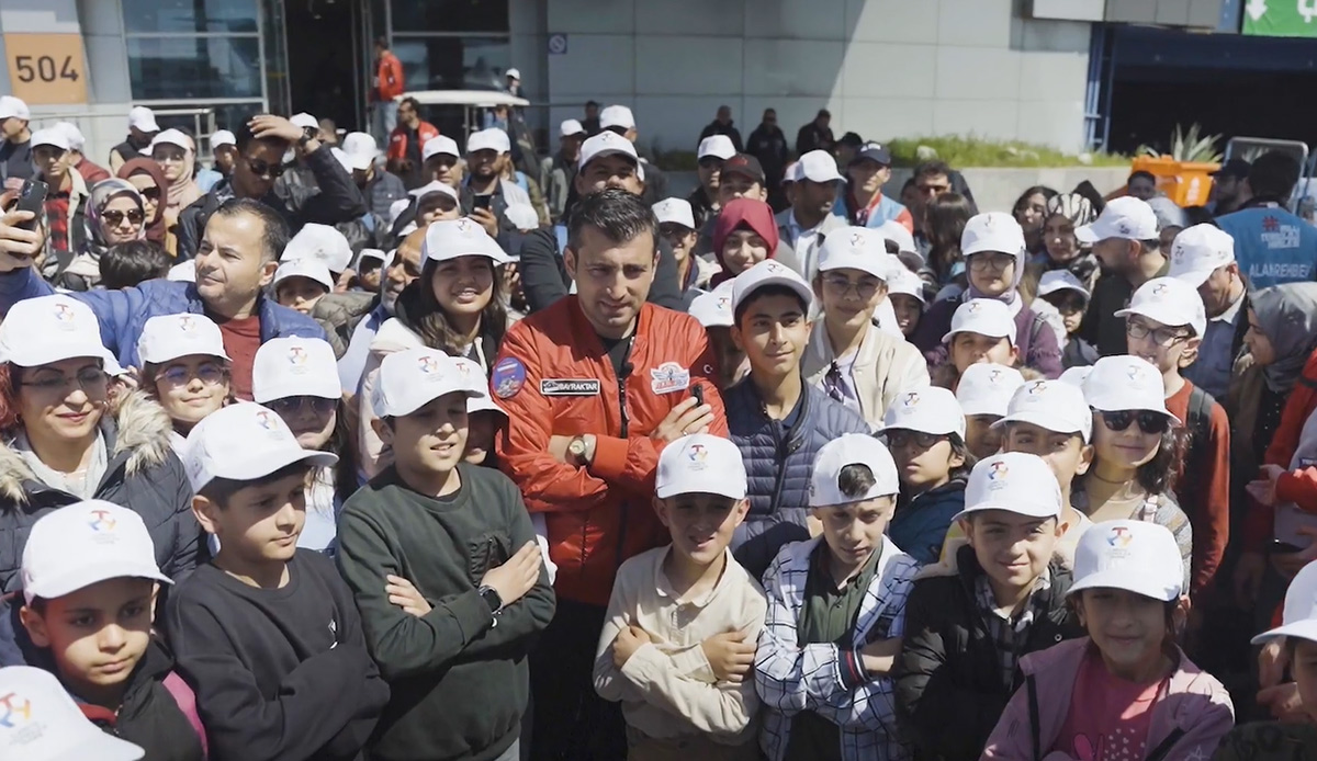 BAYKAR'dan gönülleri fetheden hareket: 40 bin depremzede çocuğun TEKNOFEST hayali gerçek oldu