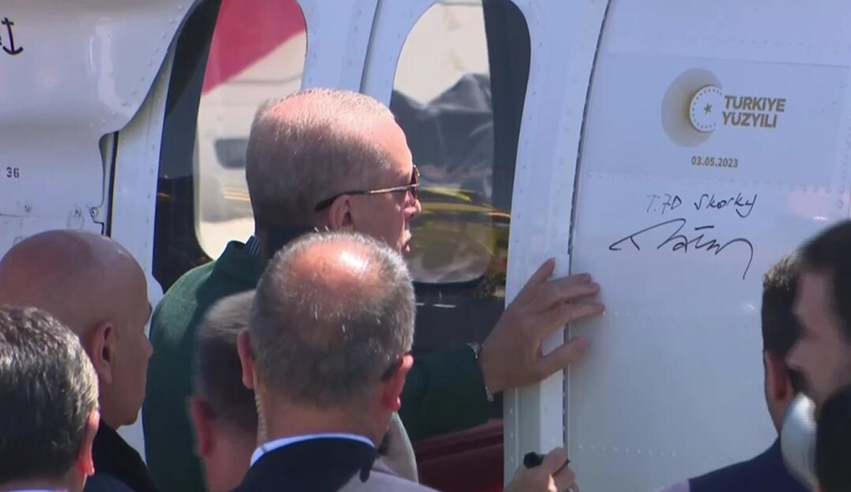 Cumhurbaşkanı Erdoğan yangın söndürme uçağı teslim törenine katıldı