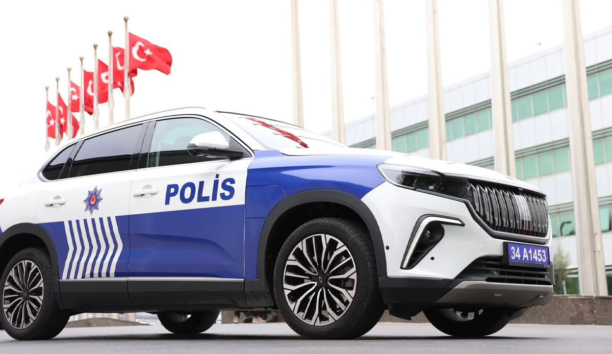 Yerli otomobil Togg polis aracı oldu! Bakan Soylu paylaştı: Emniyet'imize yakıştı