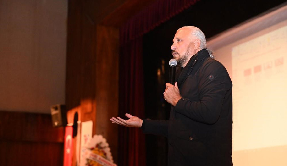 Güvenlik Uzmanı Yarar’dan AK Parti’nin İstanbul mitingine çarpıcı yorum: Emperyalizme başkaldırı