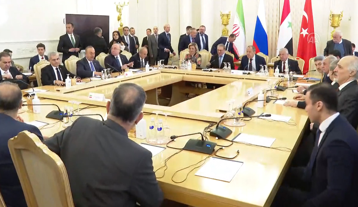 Moskova'daki Suriye konulu 4'lü zirve başladı! Bakan Çavuşoğlu, Şoygu ile görüştü