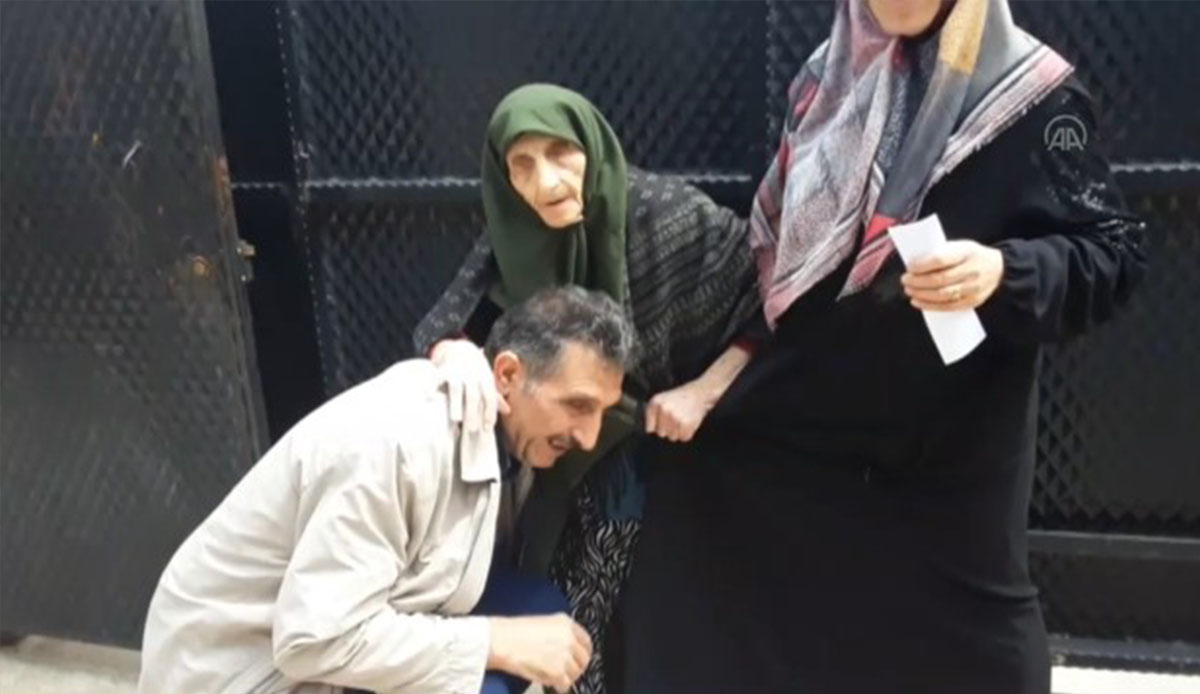 'Asırlık Çınar' oyunu kullandı