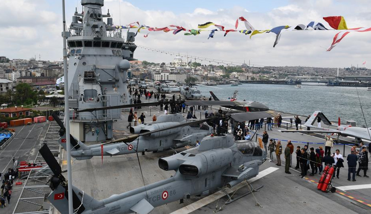 TCG Anadolu'yu 6 günde 40 bin 324 kişi ziyaret etti