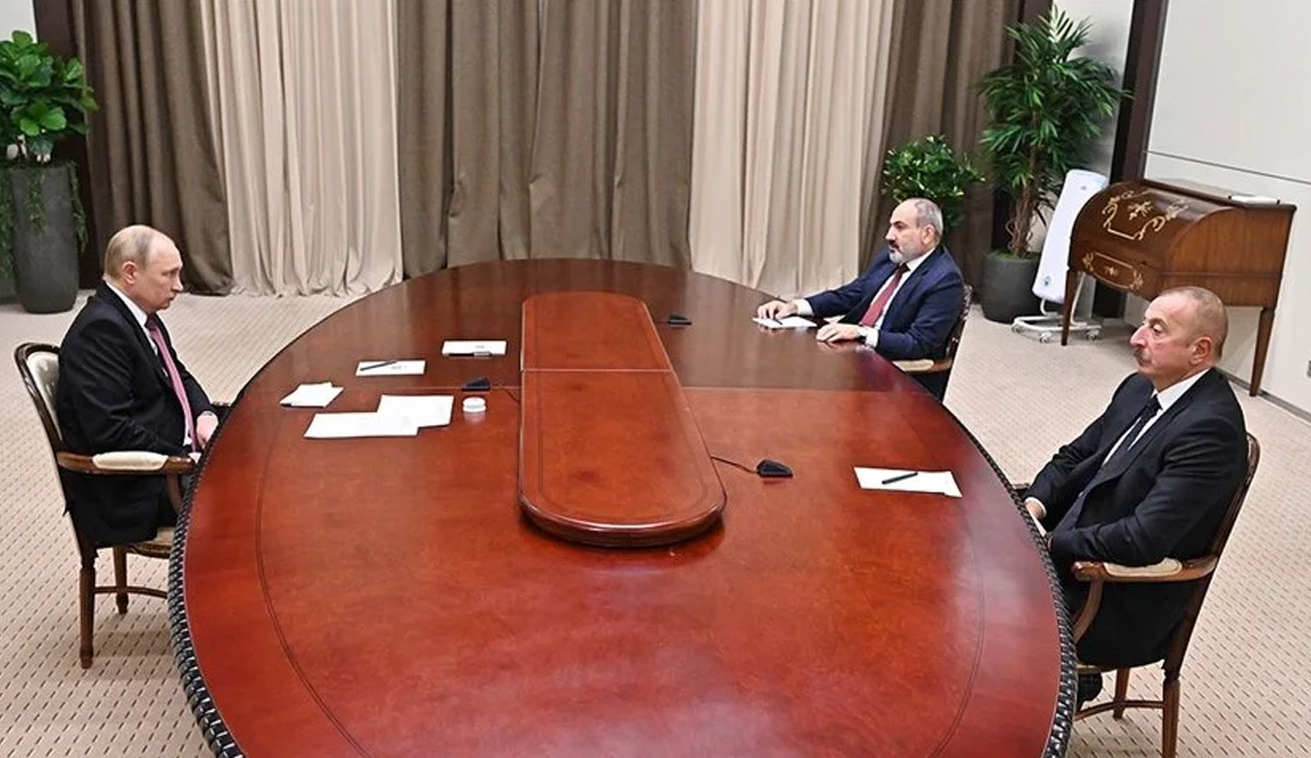 Moskova'da kritik 'barış' zirvesi