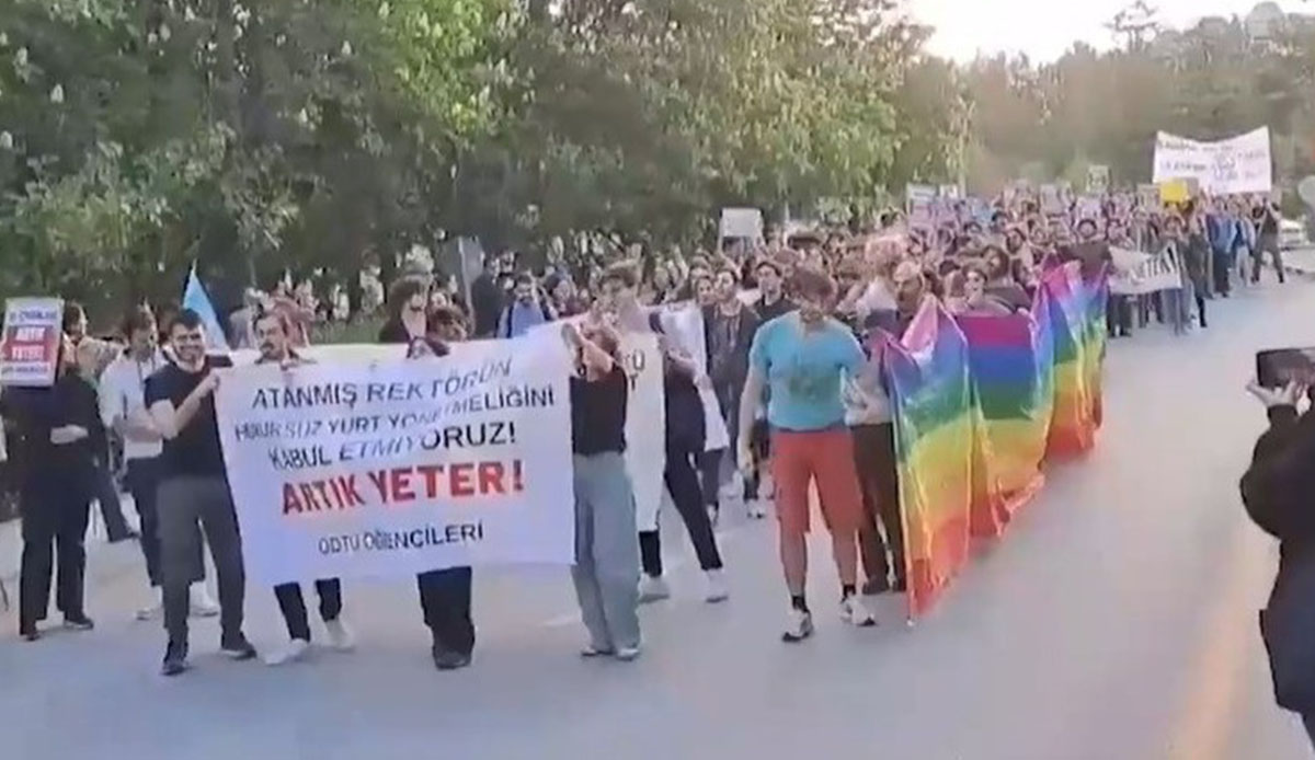 ODTÜ'de LGBT yürüyüşü