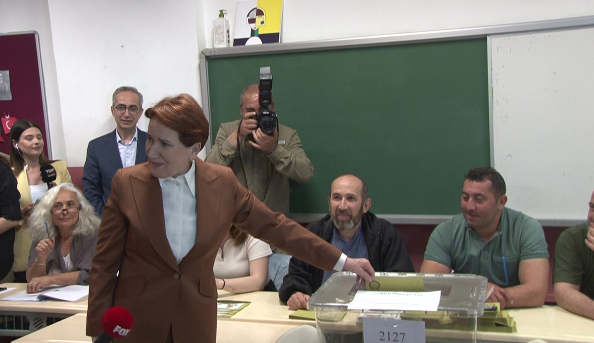 İYİ Parti lideri Meral Akşener oyunu kullandı