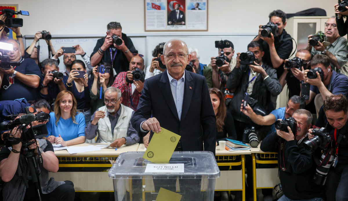 Kemal Kılıçdaroğlu Ankara'da oyunu kullandı: 'Sandıklara sahip çıkın' çağrısı yaptı