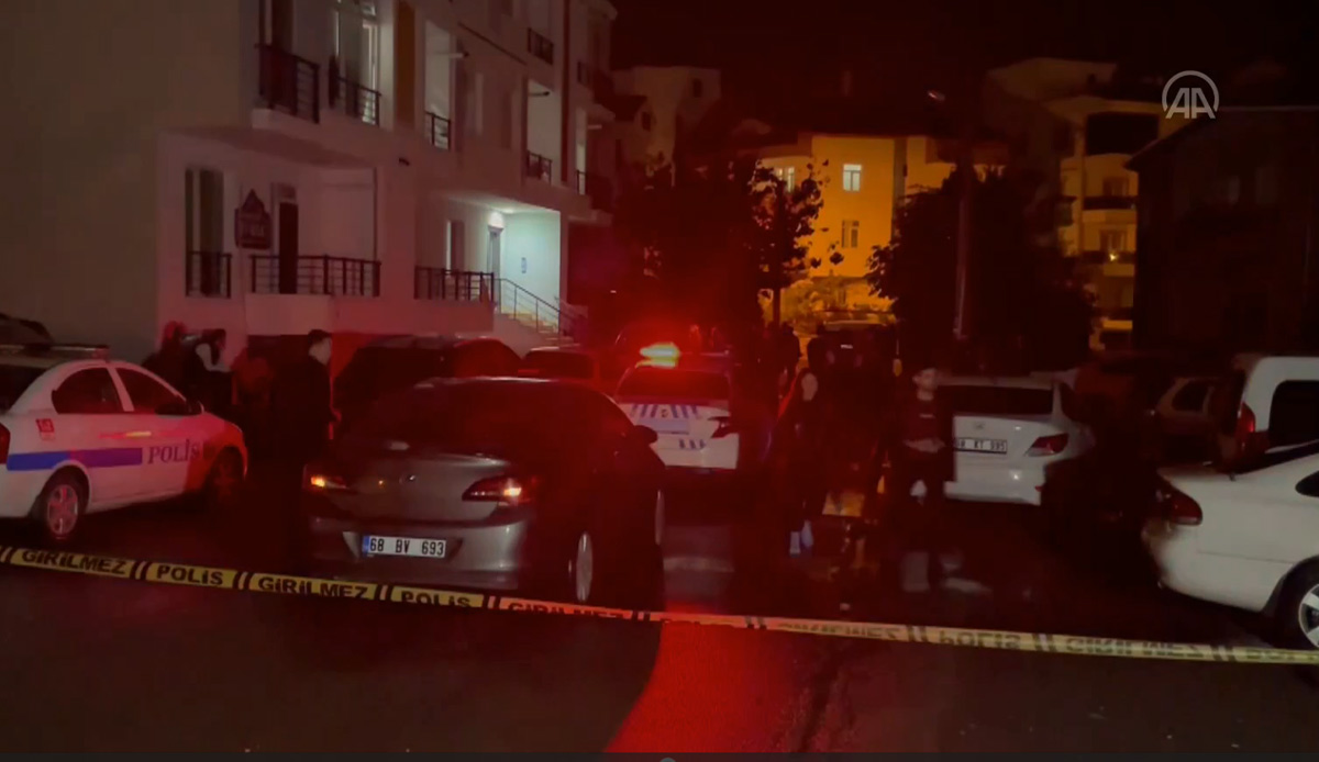 Aksaray'da bir polis kız arkadaşı tarafından silahla vuruldu