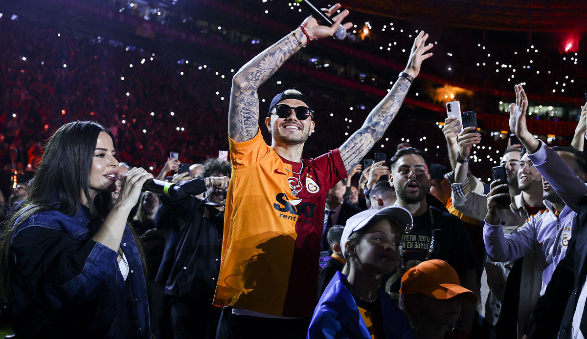 Icardi ve Simge şampiyonluk törenine damga vurdu! 'Aşkın Olayım' şarkısıyla stadyumu salladılar