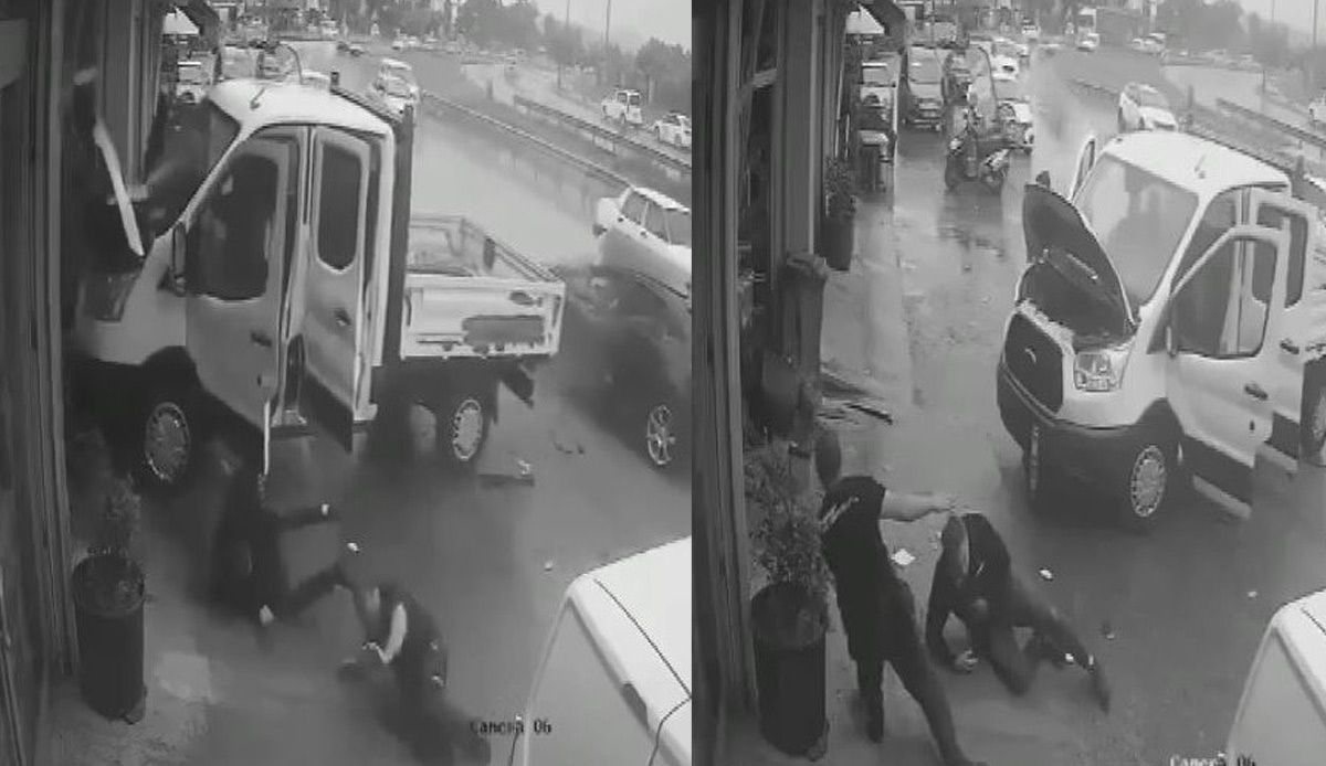 Antalya’da akü değiştirirken bir anda yola savruldular