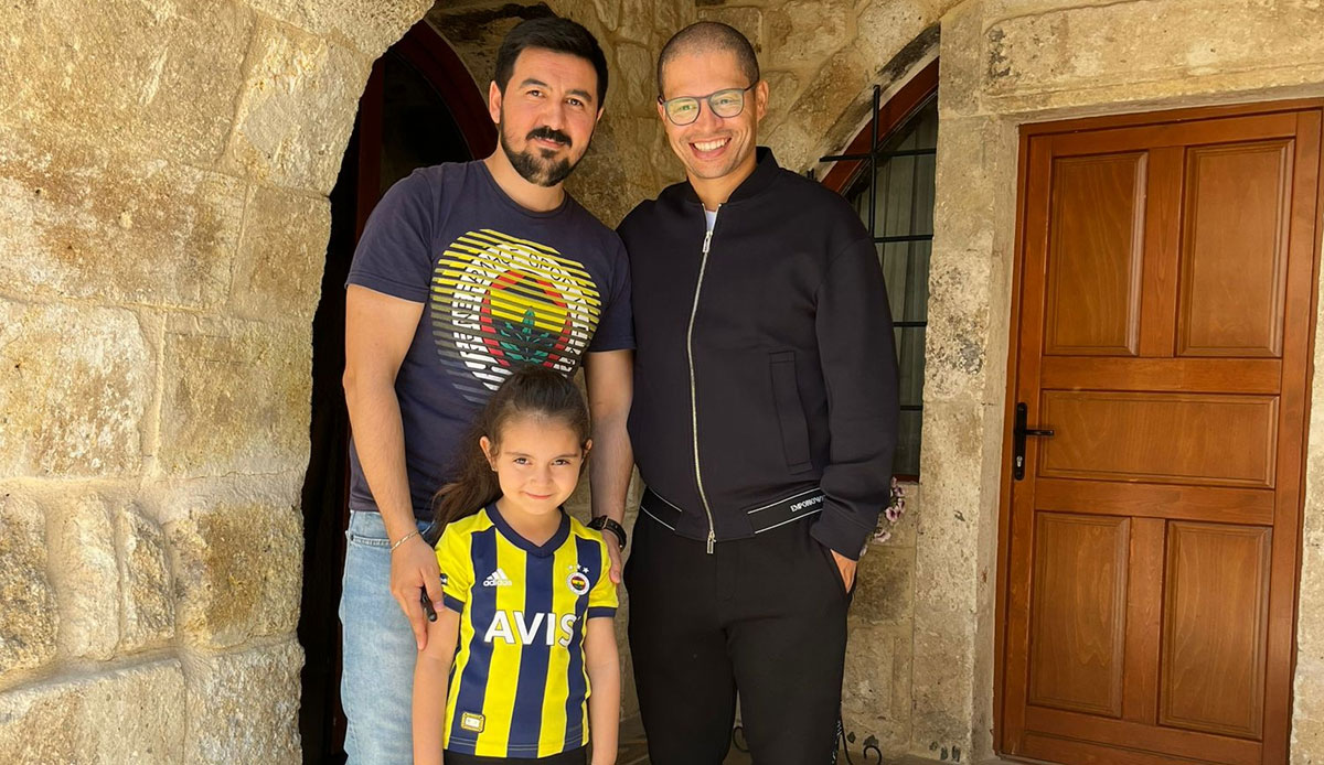Alex de Souza Kapadokya'yı gezip, çanak çömlek yaptı