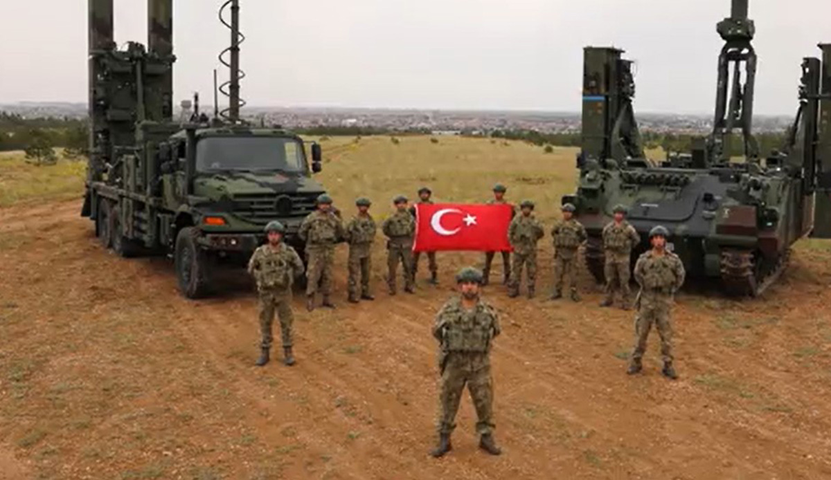 Milli Savunma Bakanlığı Babalar Günü'nü videolu paylaşımla kutladı
