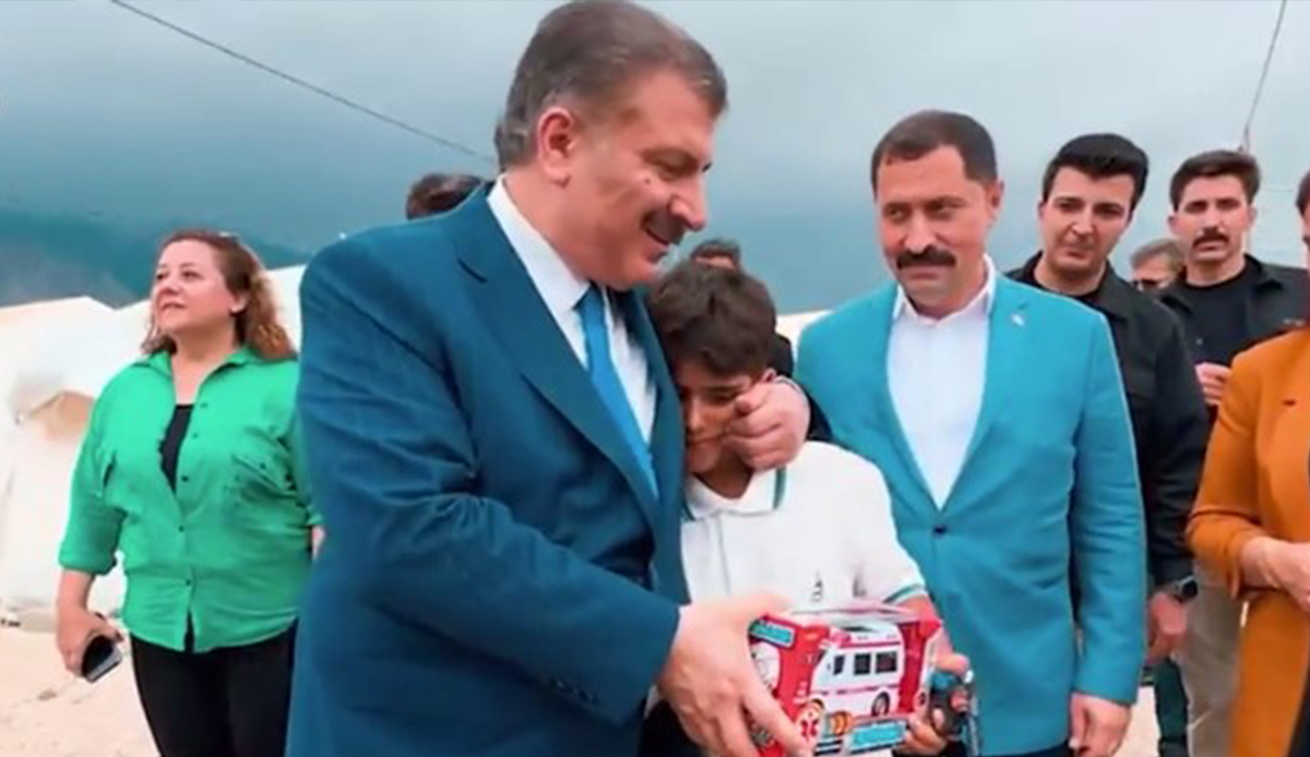 Fahrettin Koca bayram ziyaretini ilk Hatay'a yaptı: İkinci memleketimiz