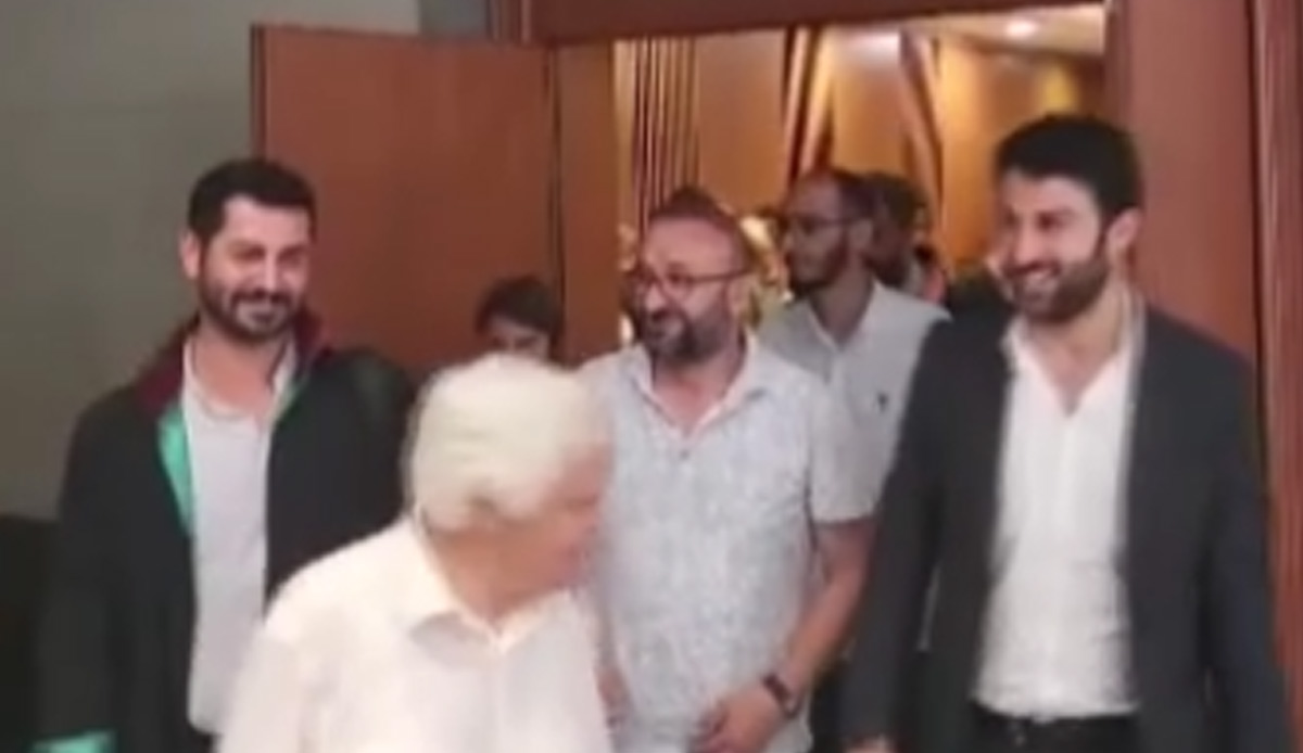 PKK elebaşı Öcalan'ın avukatlarına beraat