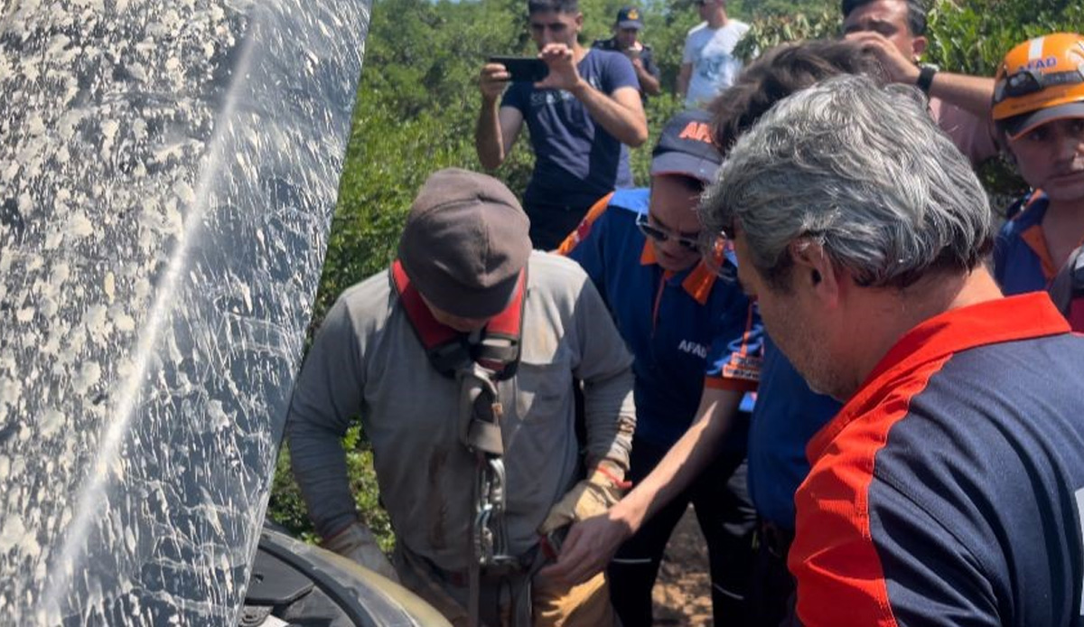 Defineciler mahsur kalınca yakayı ele verdi! 9 kişi suçüstü yakalandı, 2 kişi kurtarıldı