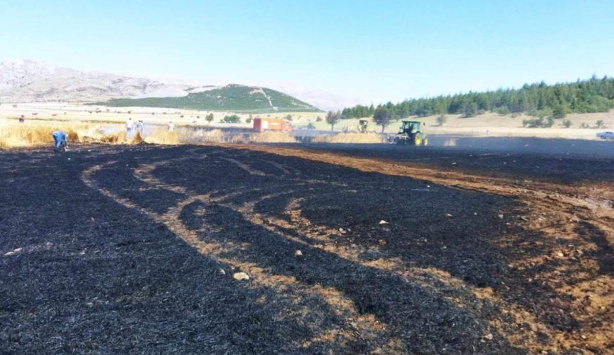 Tarladaki çay keyfi tarlayı kül döndürdü: 20 dönüm araziyi yaktı