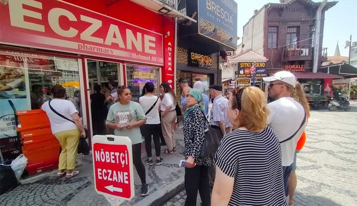 Bulgarlar Edirne'ye akın ediyor, ilaçlarını alıp geri dönüyorlar