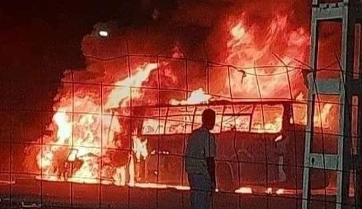 Cezayir'de yolcu otobüsü ile otomobil çarpıştı: 34 ölü